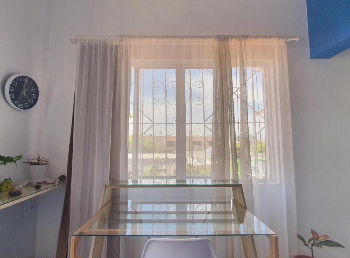 Adventure Inn 拉巴斯 外观 照片