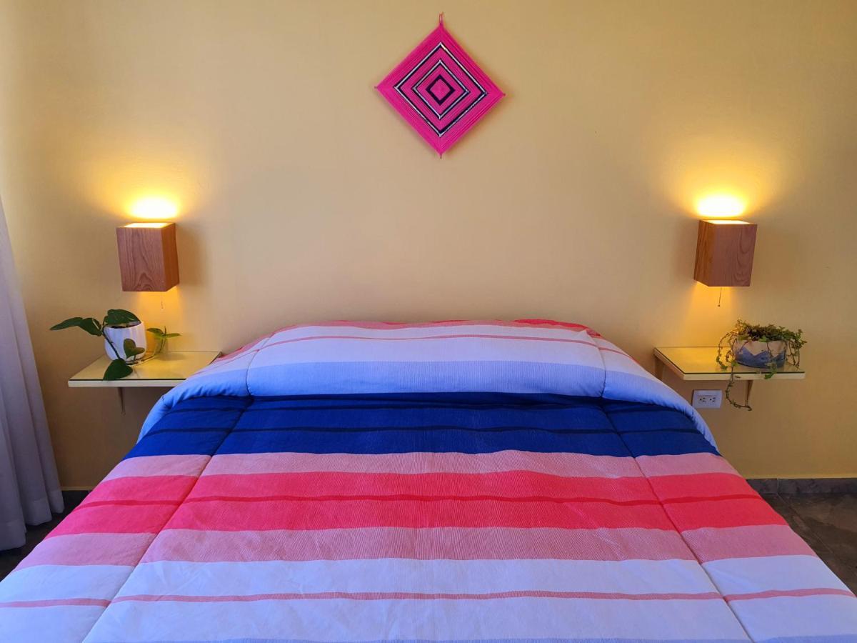 Adventure Inn 拉巴斯 外观 照片
