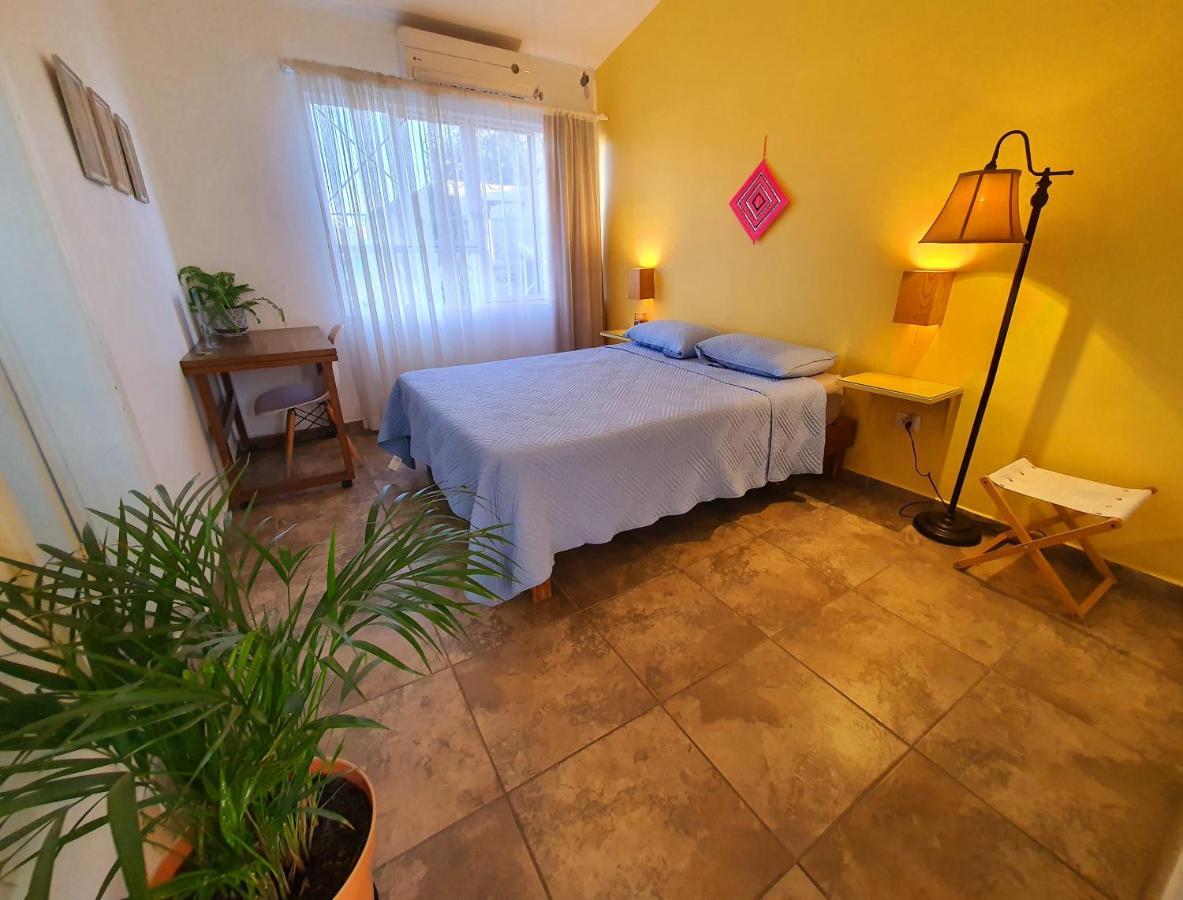 Adventure Inn 拉巴斯 外观 照片