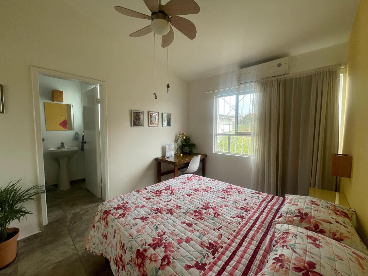Adventure Inn 拉巴斯 外观 照片